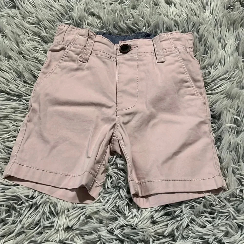 NEW! OshKosh B’gosh pink shorts size 2T